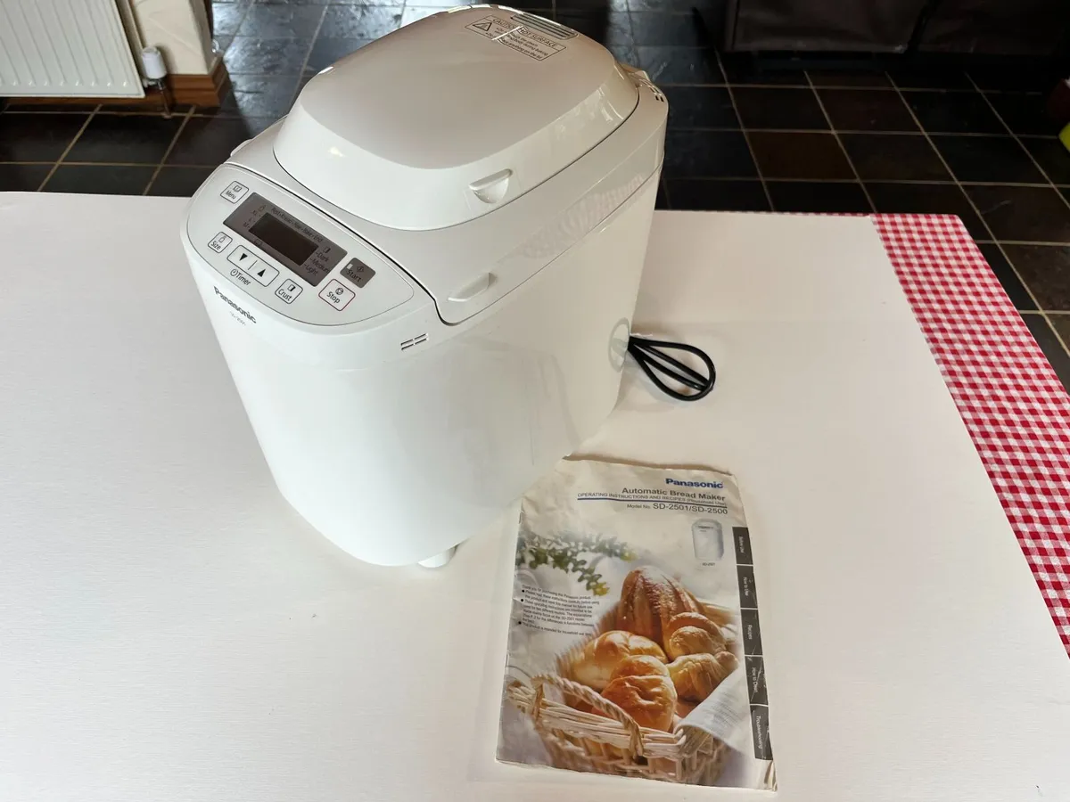 Panasonic Automatic Bread Maker SD-2501 - Image 1