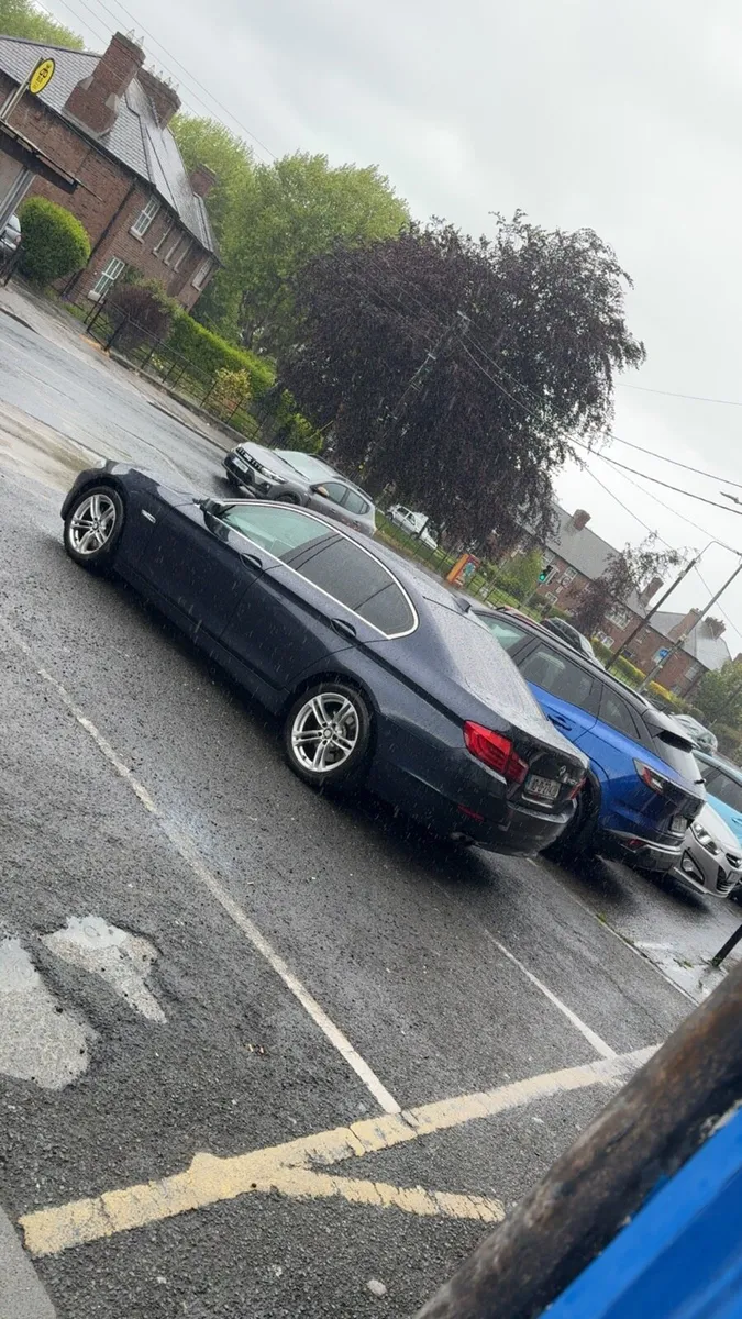 BMW f10 2010 - Image 2