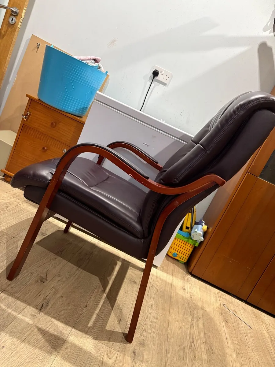 Armchair - Image 2