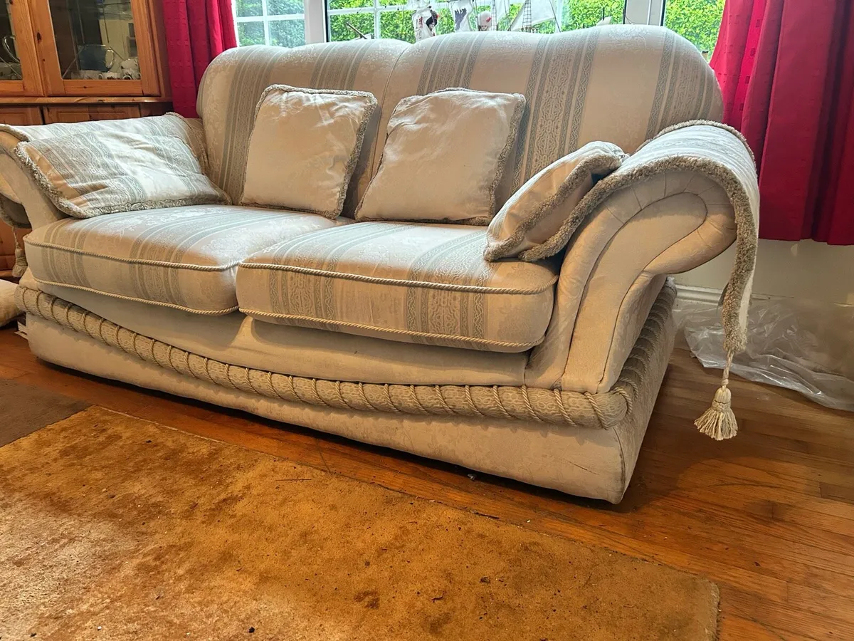 3 piece suite - Image 3
