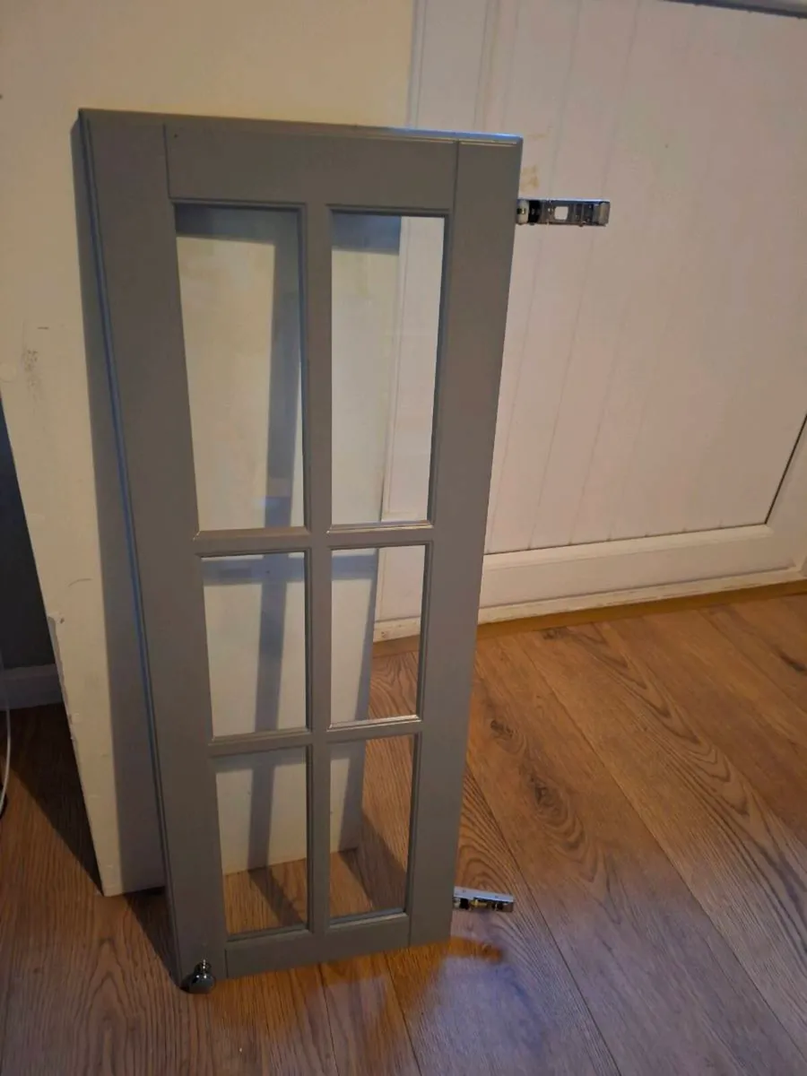 Kitchen Doors and Drawers - Image 2