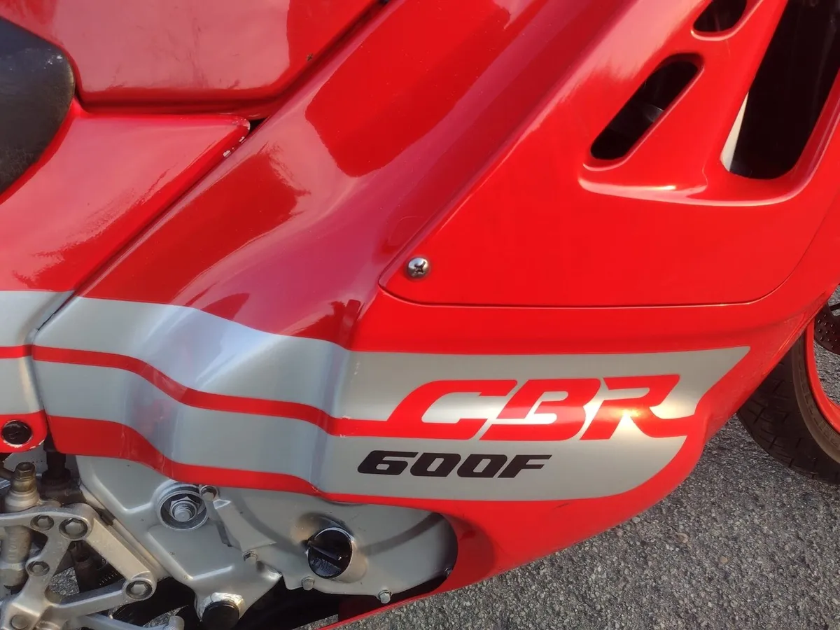 Honda cbr600 F1 very clean from Germany - Image 4