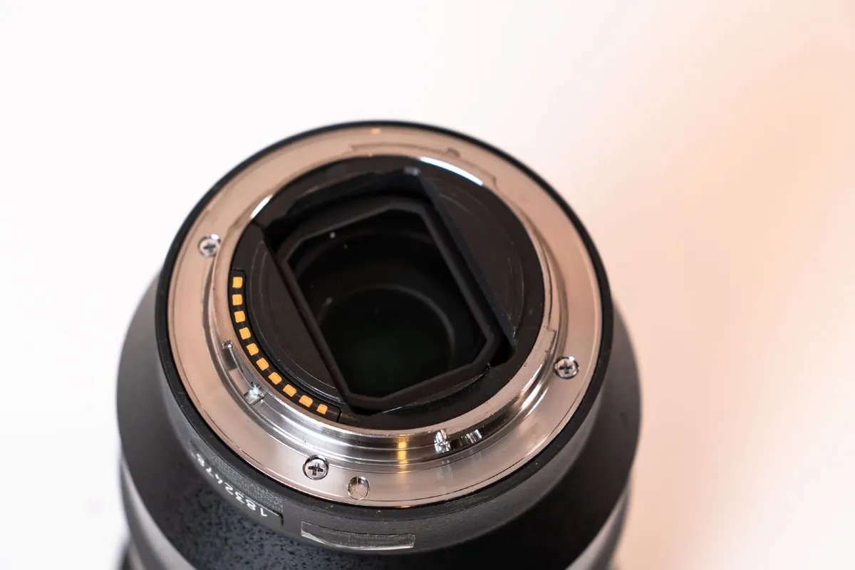 Sony FE 24-105mm f/4 G OSS Lens - Image 2