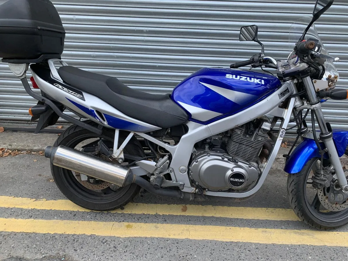 Suzuki GS500 - Image 1
