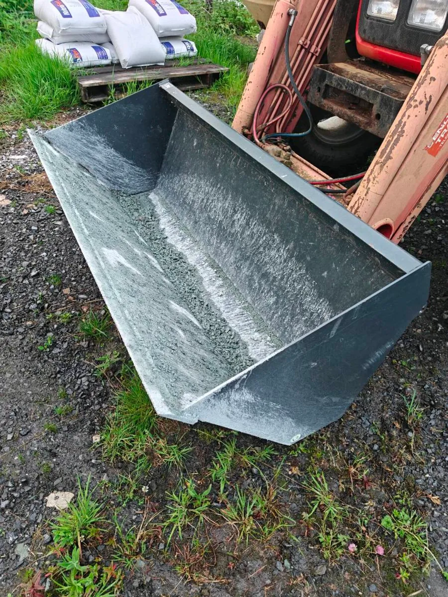 1.8m Bucket euro - Image 1