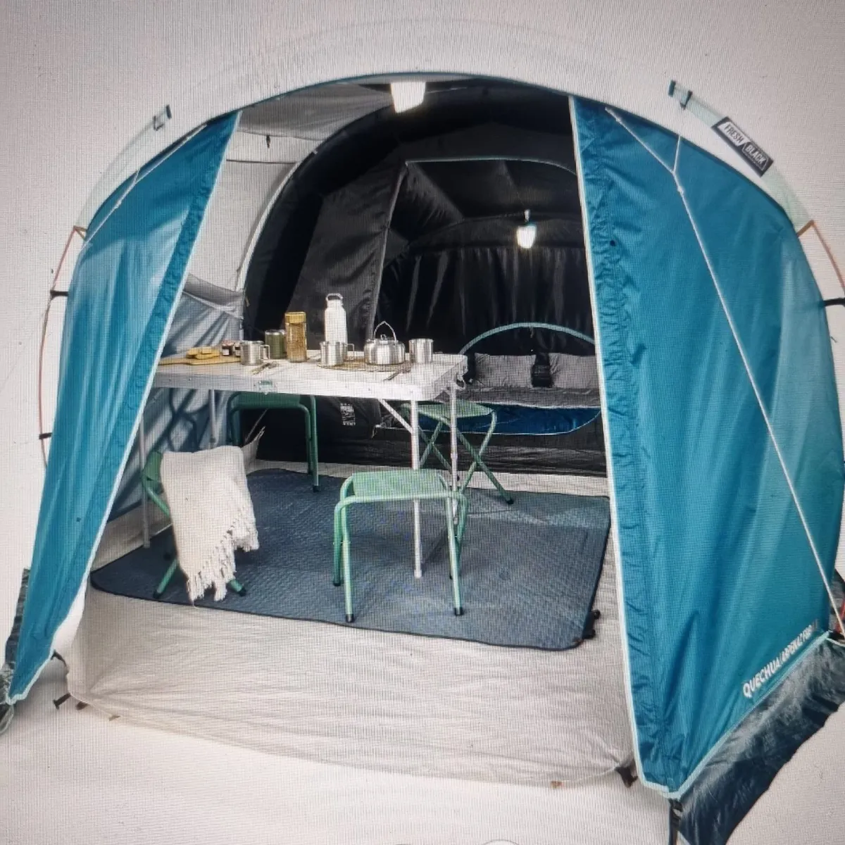 4 Man Large Tent Black Out - Image 1