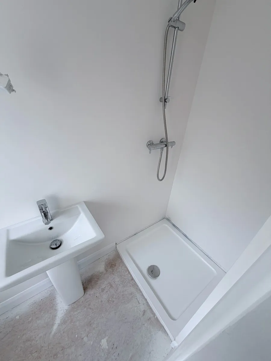 Brand New Shower Trays - Image 2