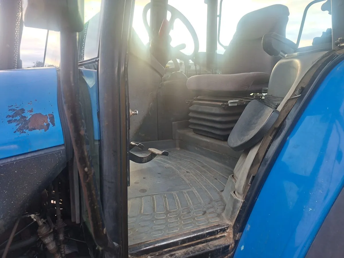 New Holland tm 140 - Image 3