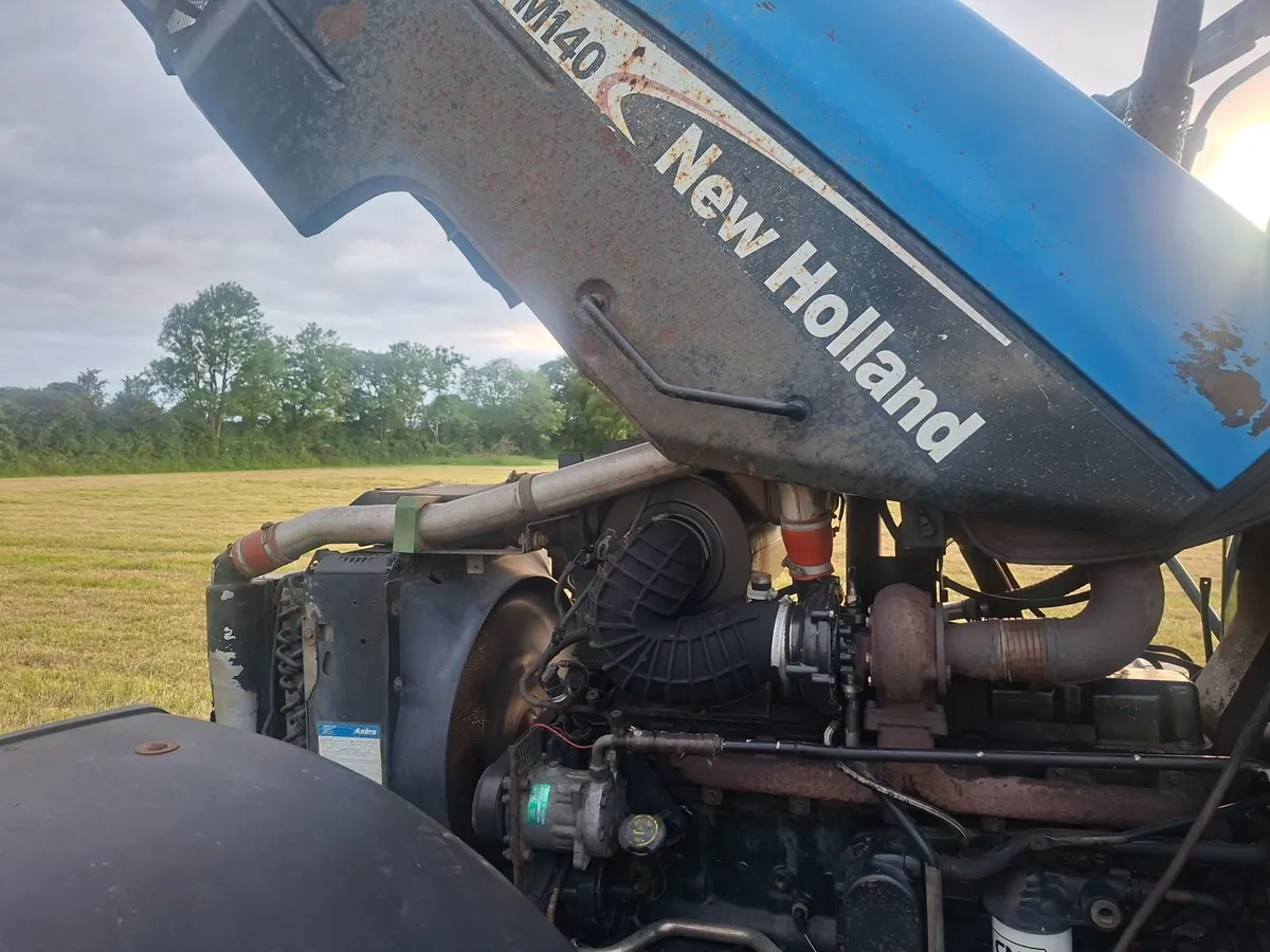 New Holland tm 140 - Image 4