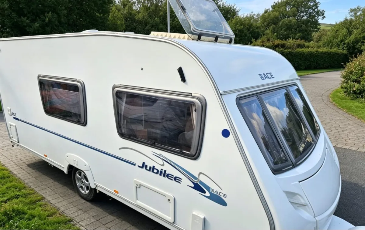 Caravan - Image 3