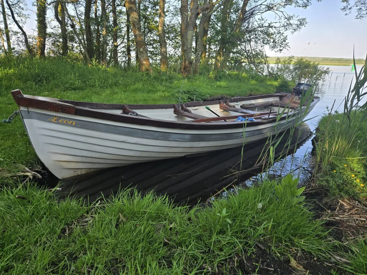 19Ft Sheelin Lake Boat - Image 3