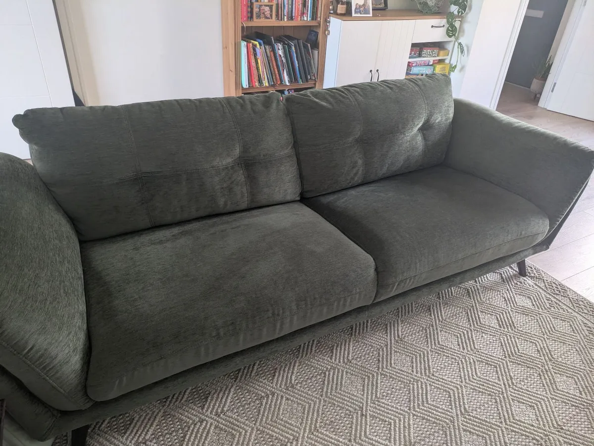 Couch - Image 3