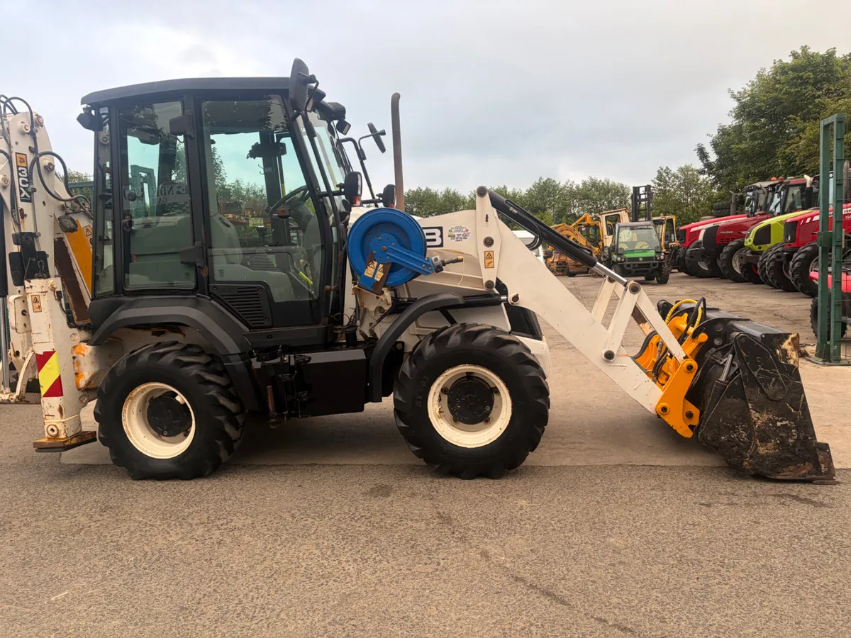 Jcb 3cx Compact  only 3800 hours - Image 3