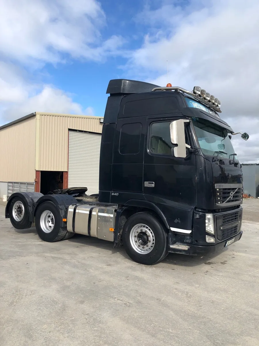 2012 Volvo FH13 tag axle, manual - Image 1