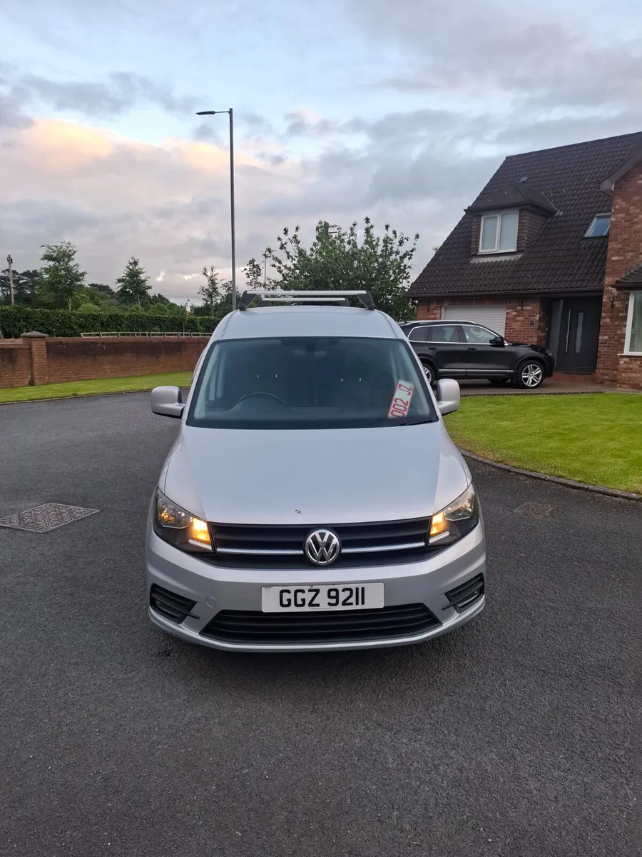 2017 Volkswagen Caddy highline - Image 2