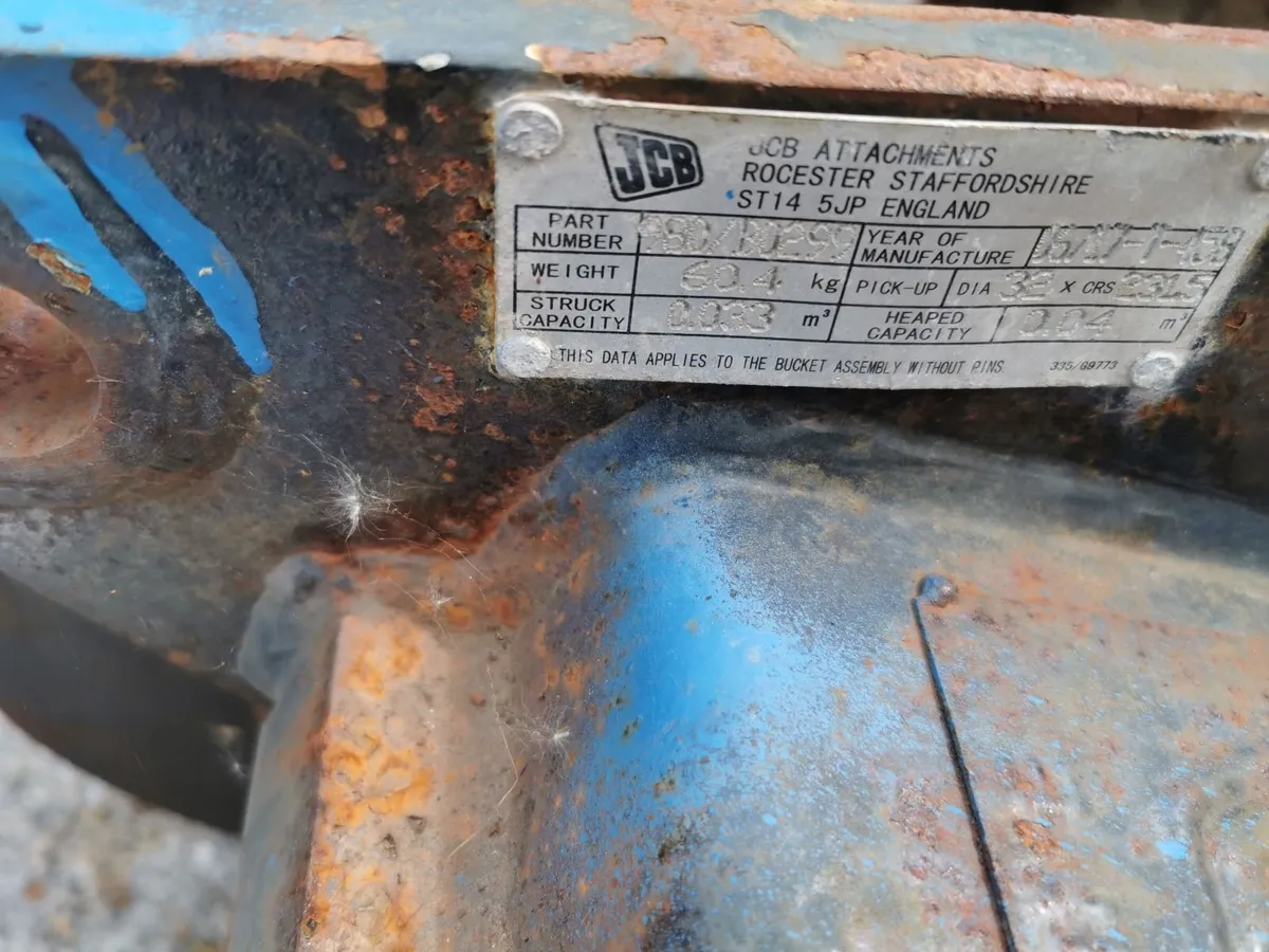 JSB/Cat Mini Excavator Bukets fit 44 and 50 mm - Image 2