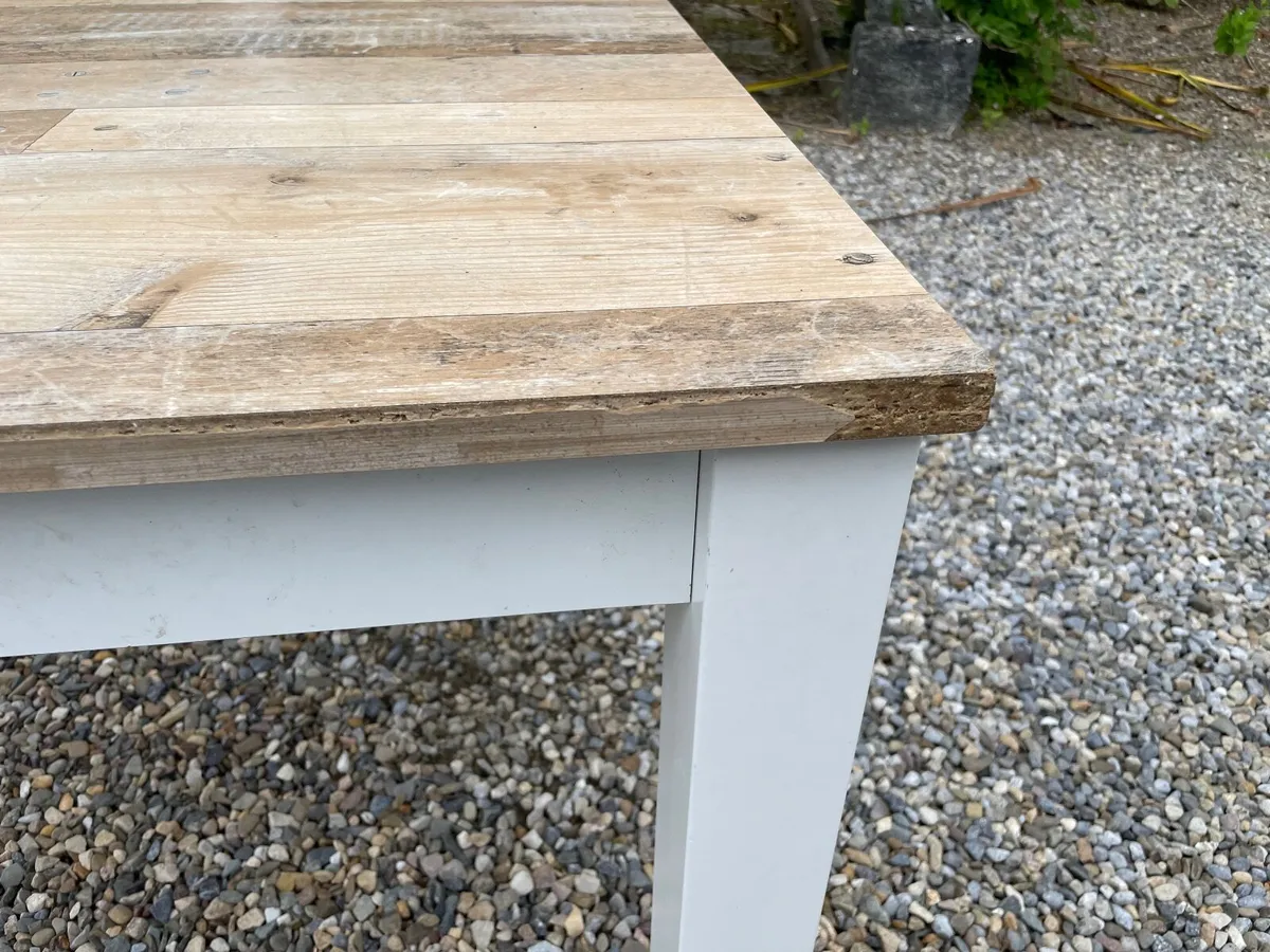 Kitchen Table - Extendable - Image 2