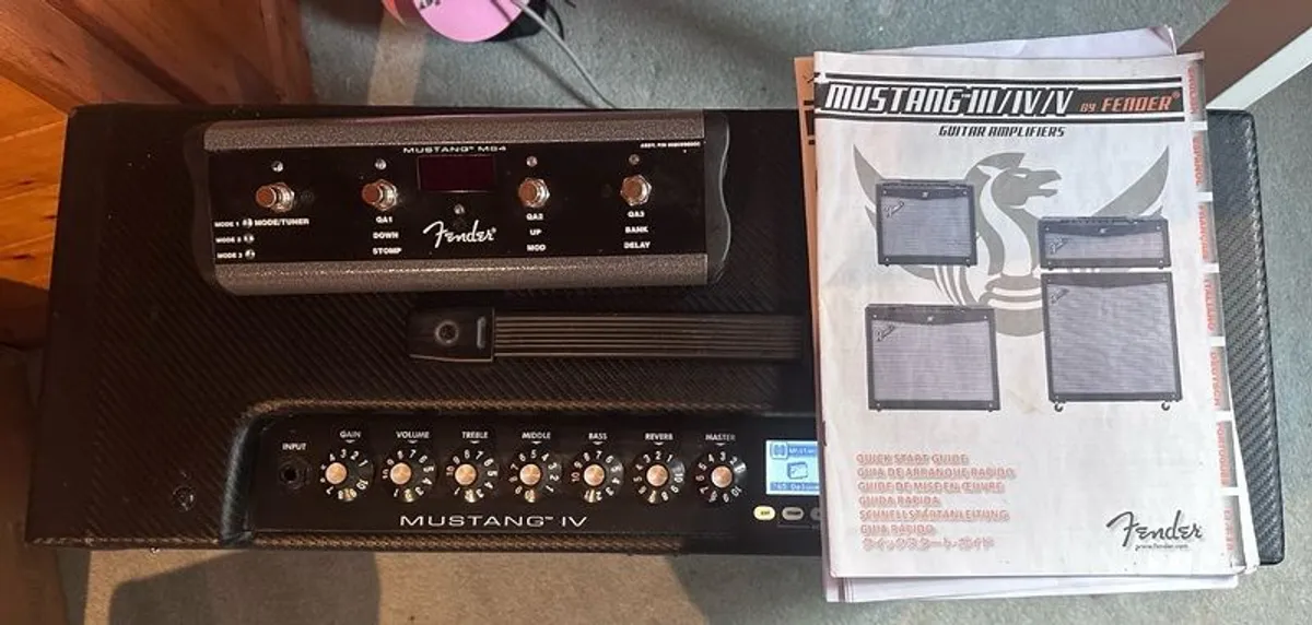 Fender Mustang IV v2 - Image 3