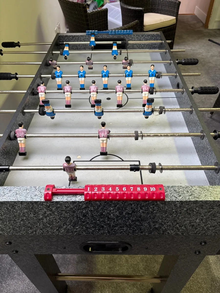 Soccer table - Image 2