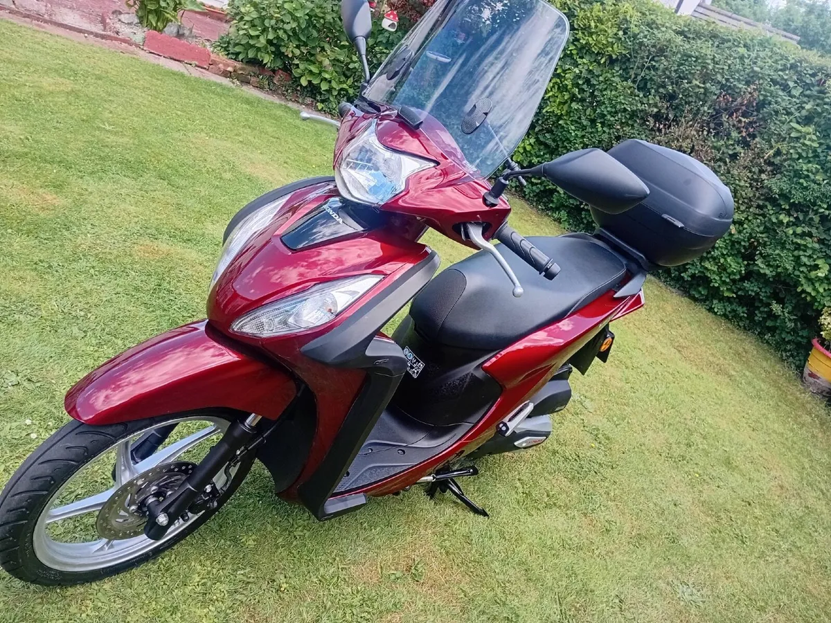 Honda Vision 110 - Image 4