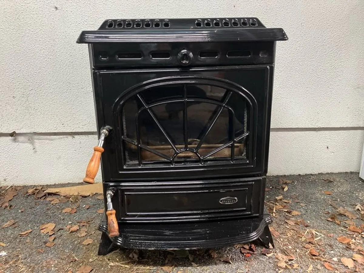 Stanley Erin Back Boiler Stove - Image 1