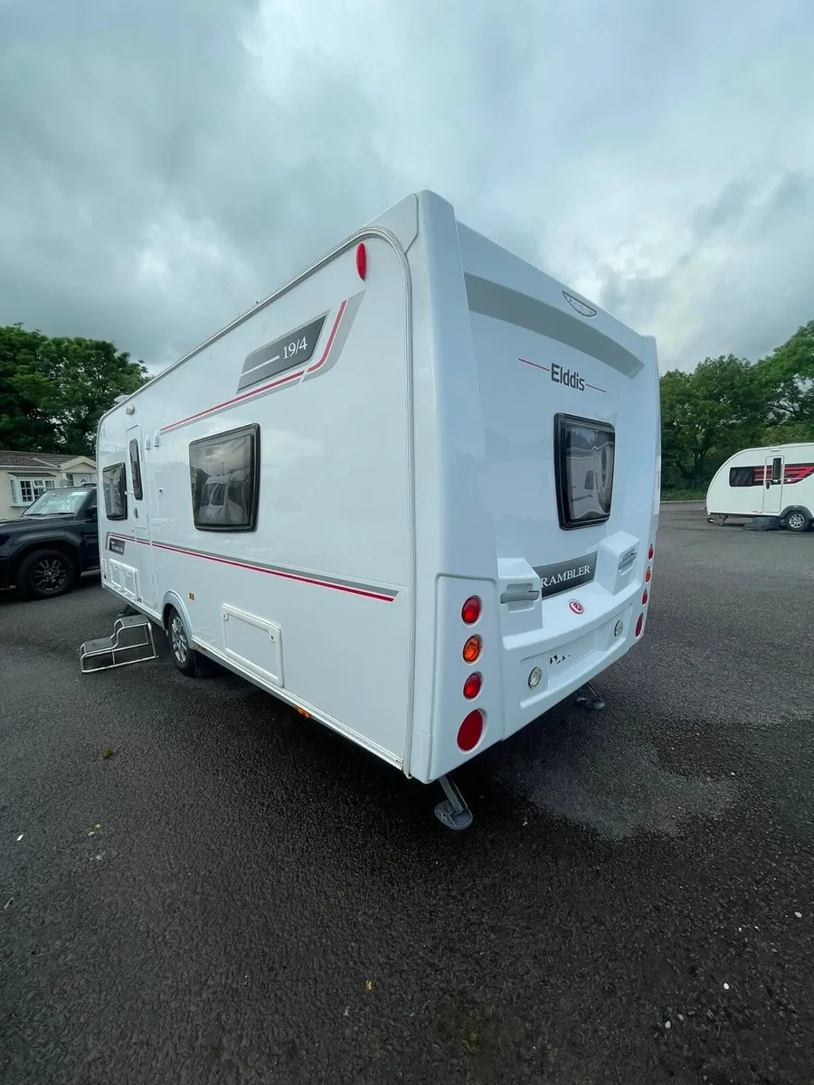 Elddis rambler 4 berth fixed bed end washroom - Image 3