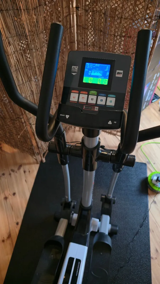 BH NLS12 Dual Elliptical Crosstrainer - Image 2