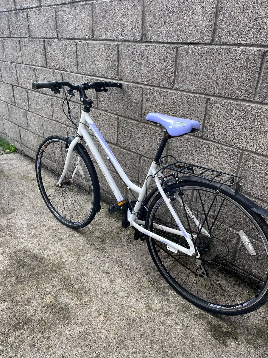 Medina ladies bike - Image 1