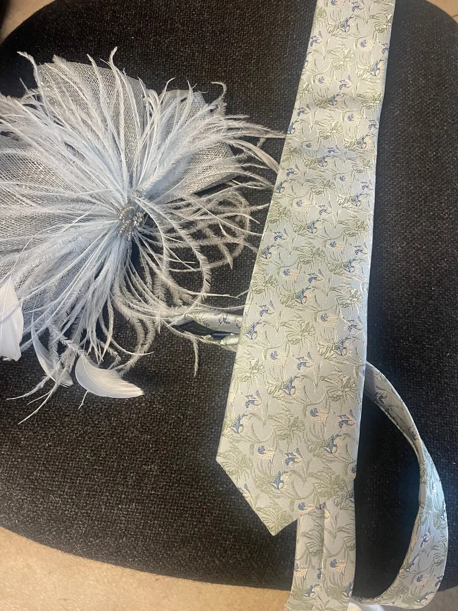 Wedding outfit - Image 4
