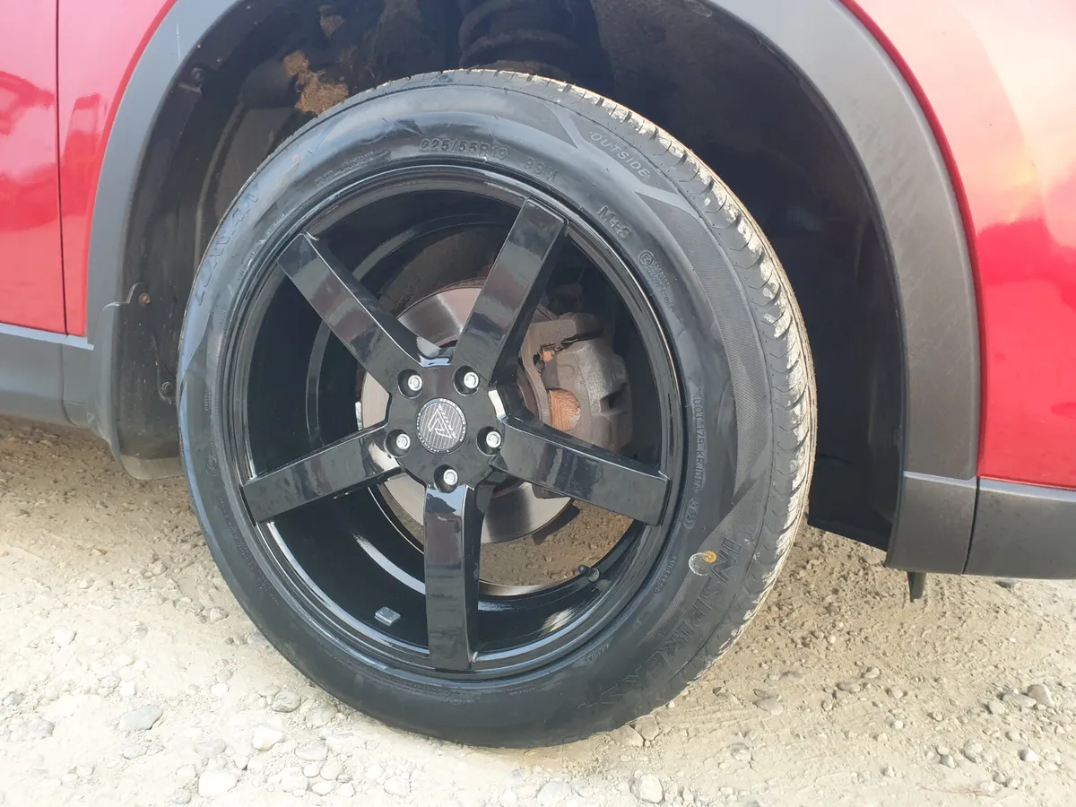 18" 19" Akina Magnum - Image 1