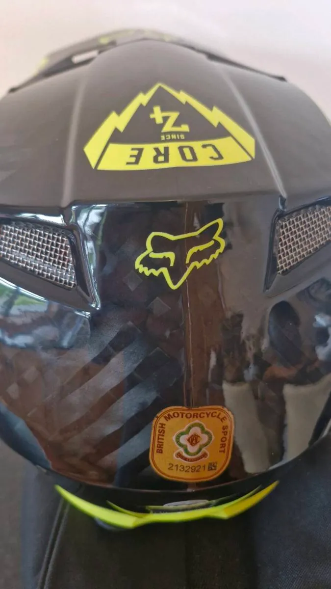 Motorcycle & Bicycle Gear - Image 4