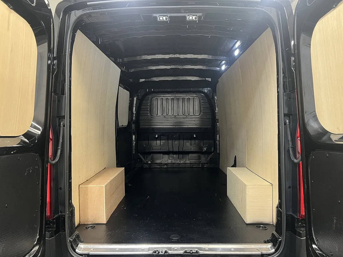 2023 MAXUS Deliver 9 High Roof Panel Van - Image 2