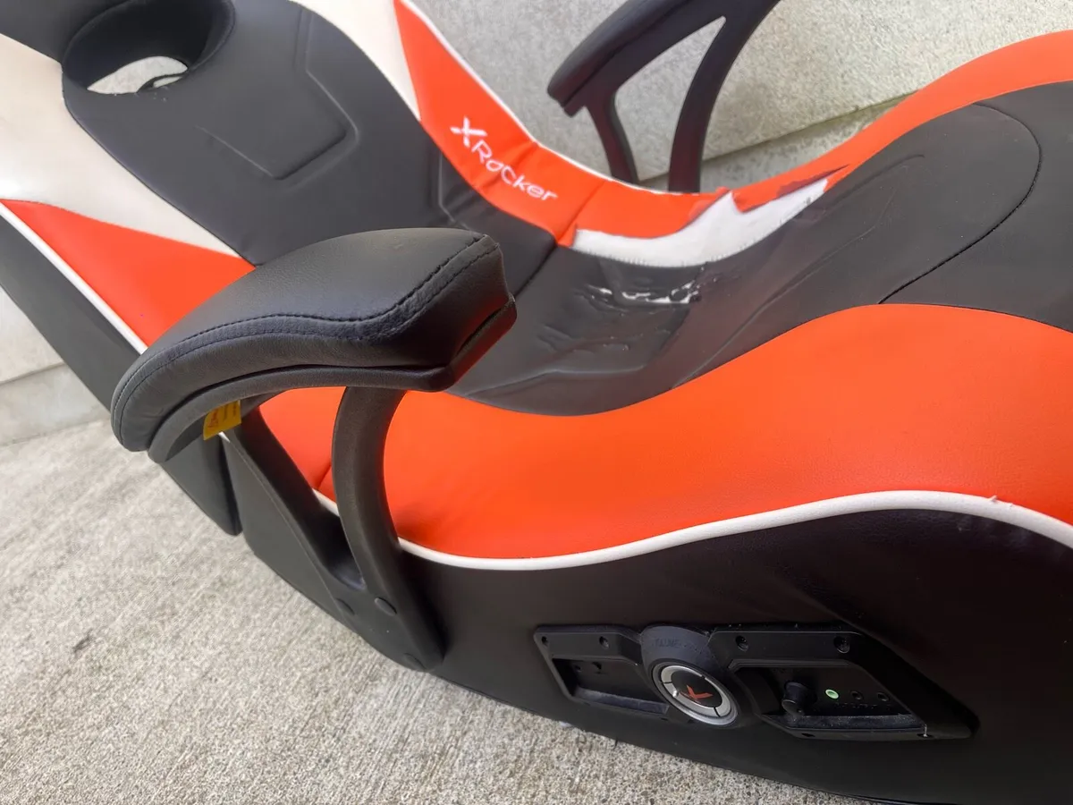 Gaming chair - Image 2