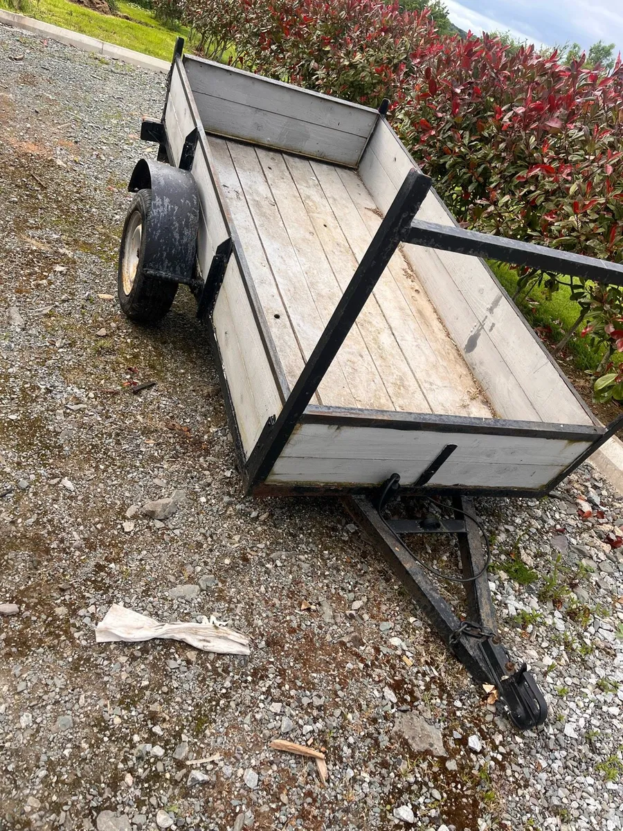 Trailer - Image 1