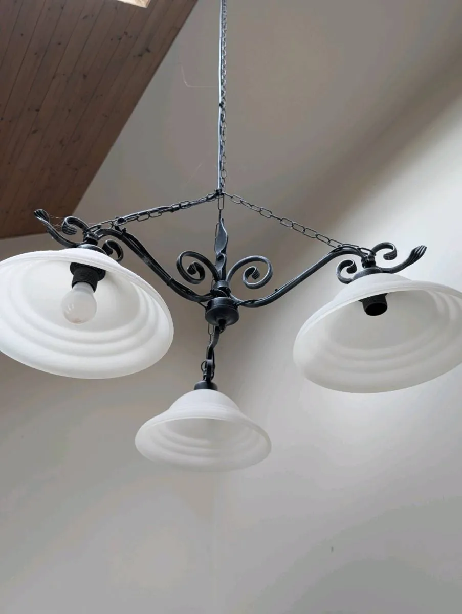Vintage-style chandelier Lighting - Image 1