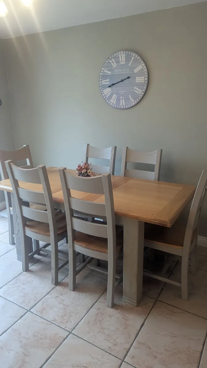 Dining Table + 6 chairs - Image 2