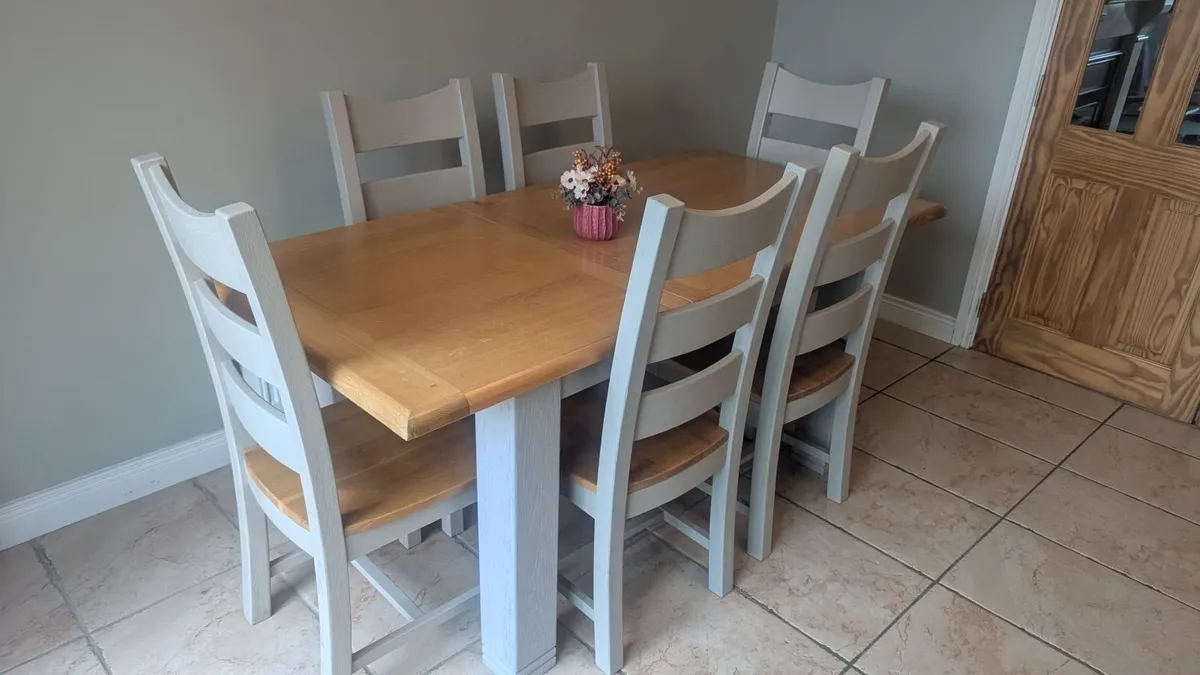 Dining Table + 6 chairs - Image 3