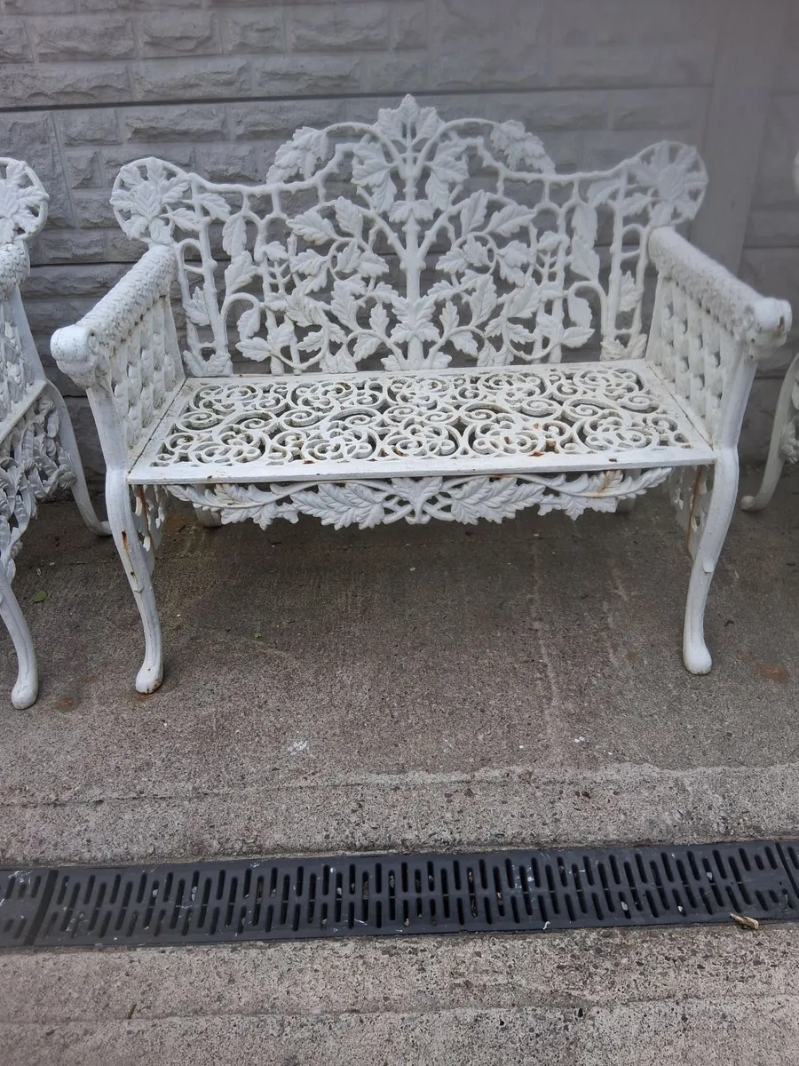 Very old set garden chairs - Image 3