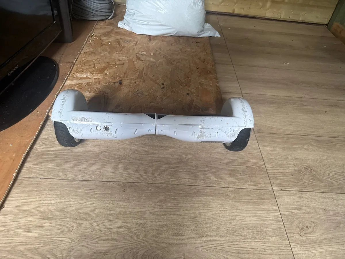 Hover board no charger - Image 2