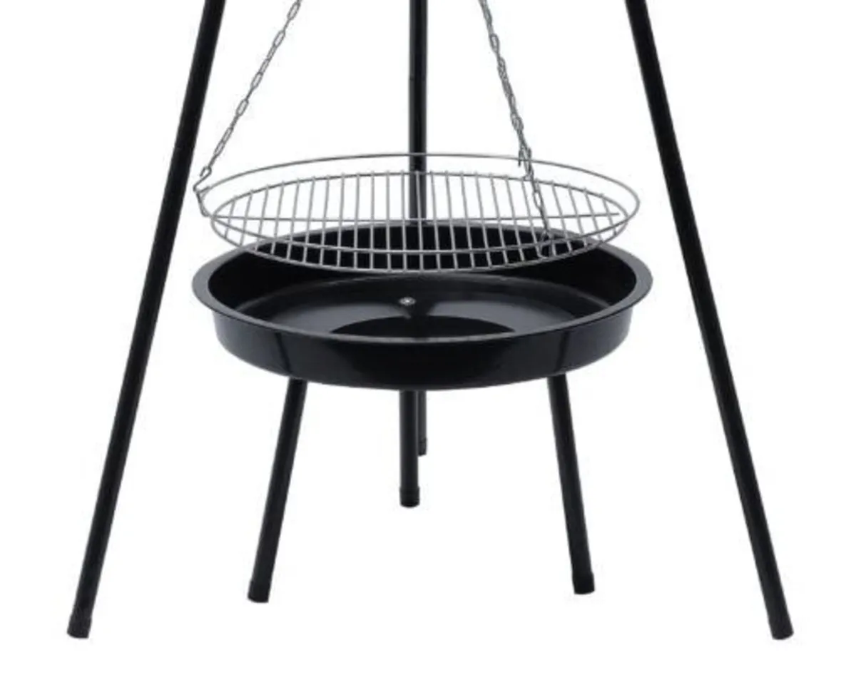 Rivon grill and fireplace BBQ - Image 3