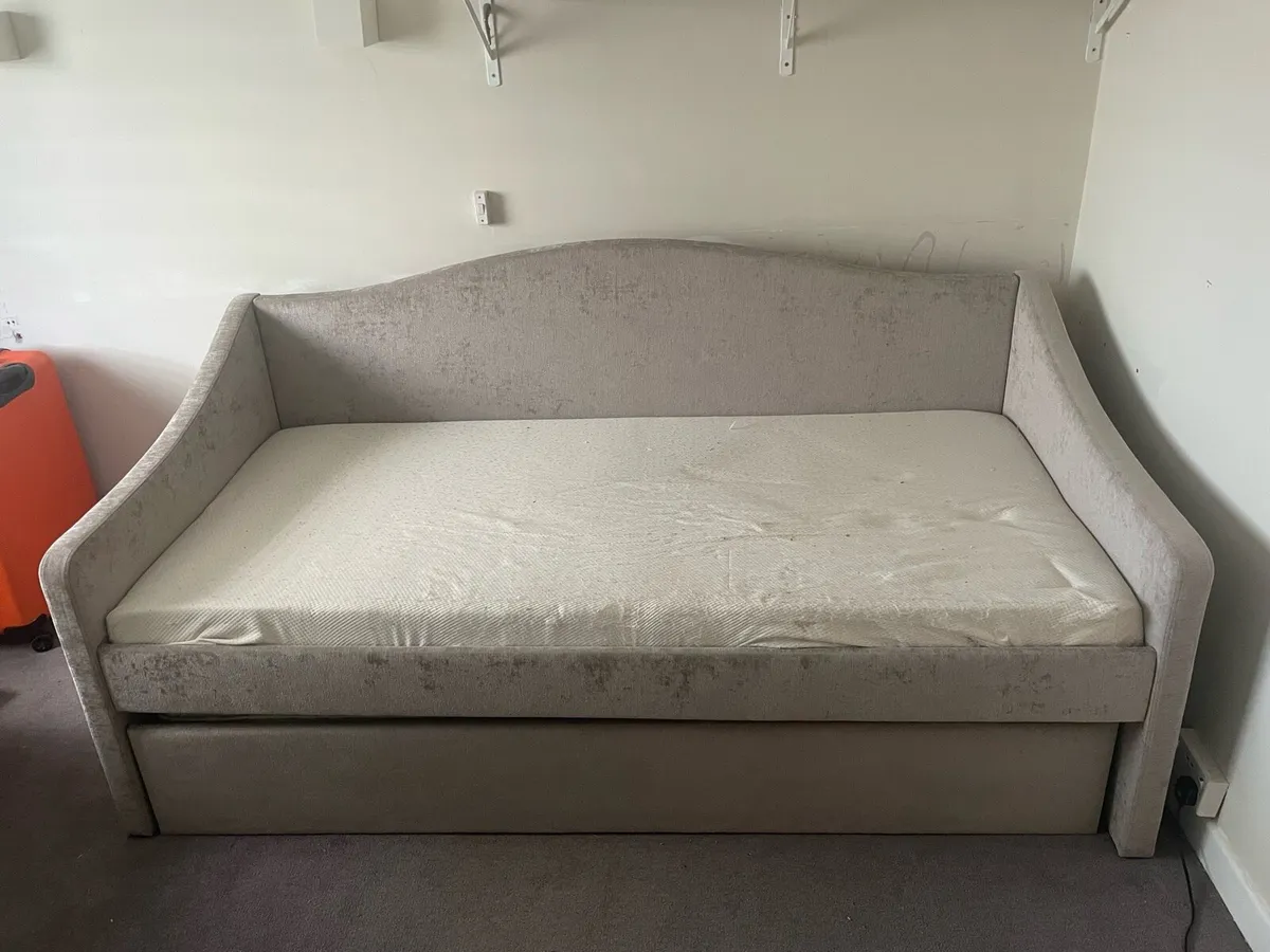 Sofa bed - Image 1