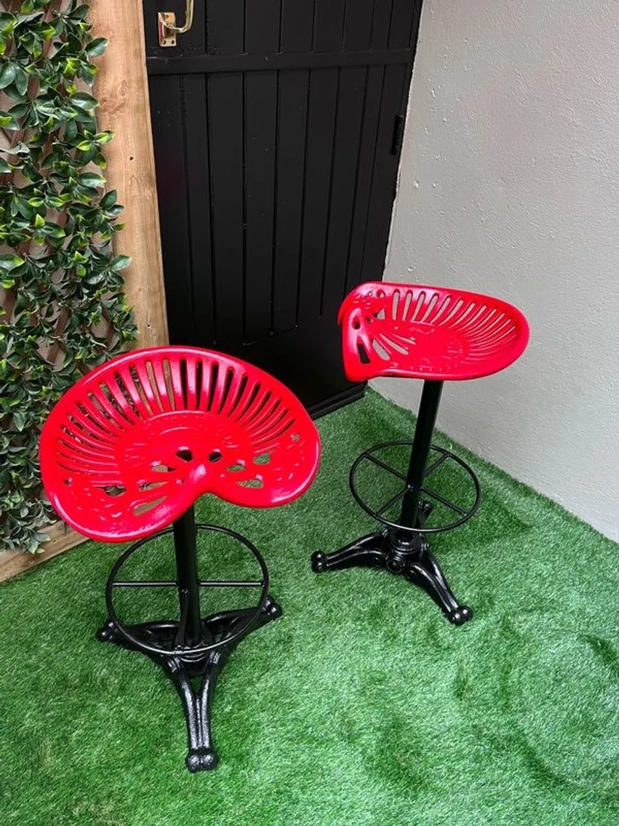 high stool - Image 1