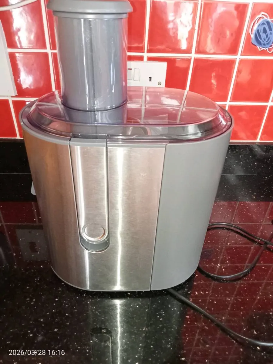 Juice and capsule coffee maker - Image 3