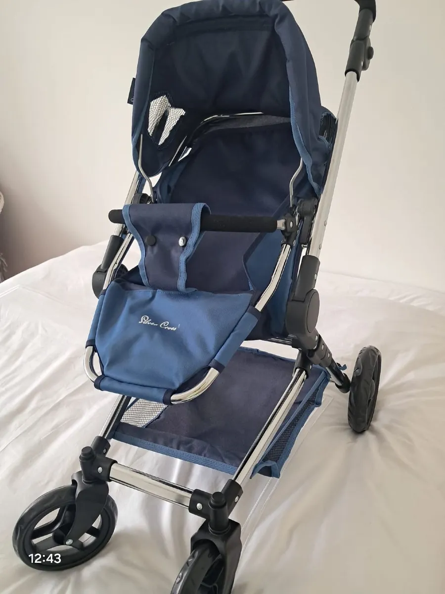 Silver Cross Dolls Travel System – Like New - Image 3