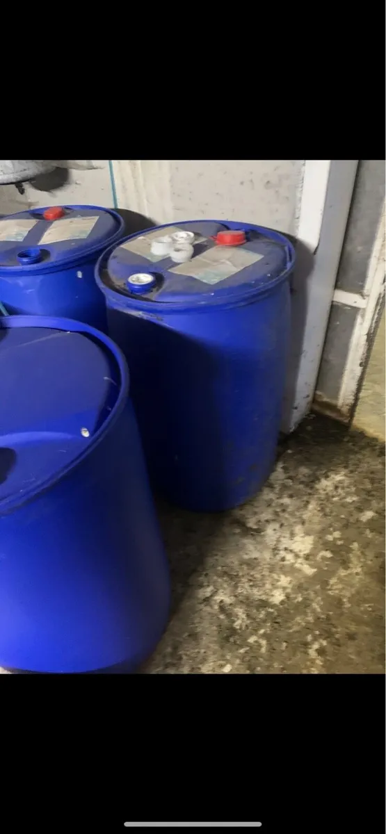 Plastic barrels - Image 2