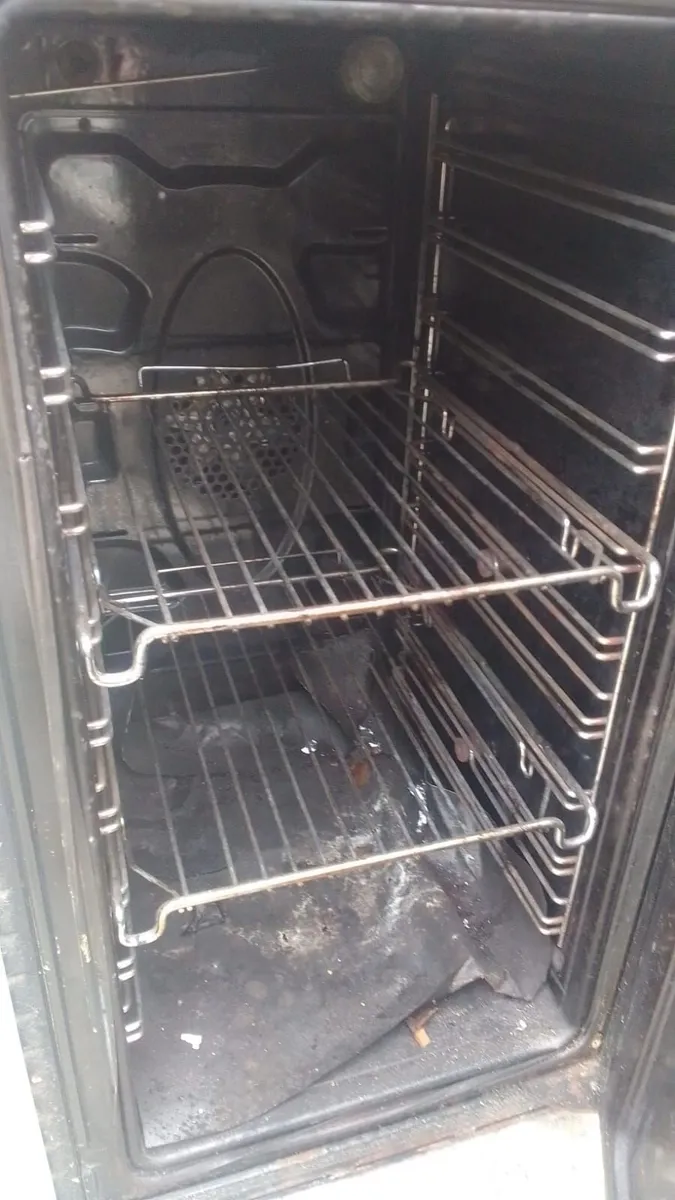 Gas cooker - Image 4