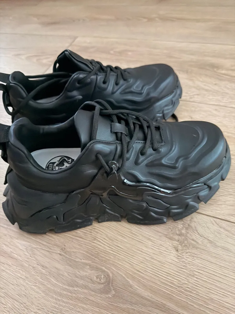 Shoes - Image 1