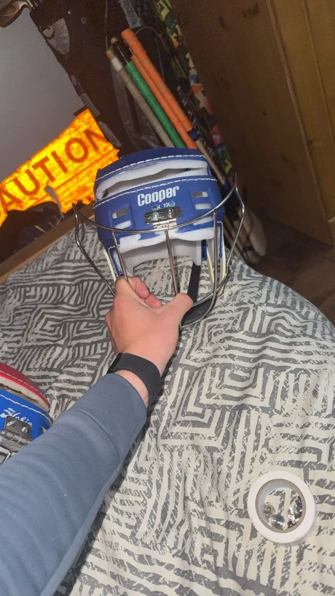 Cooper helmet - Image 1