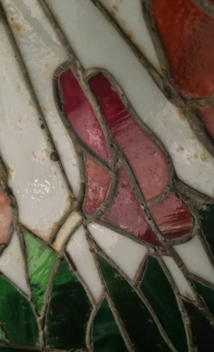 ANTIQUE TIFFANY GLASS 100 YR LAMP - Image 4