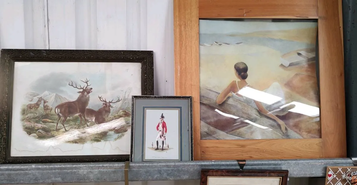 FRAMED PICTURES. - Image 1
